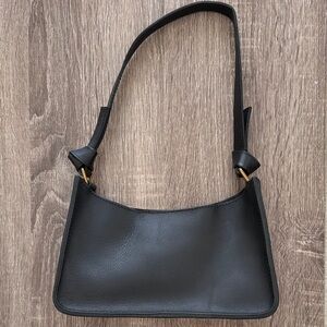 Madewell Sydney Shoulder Bag, Leather NWT